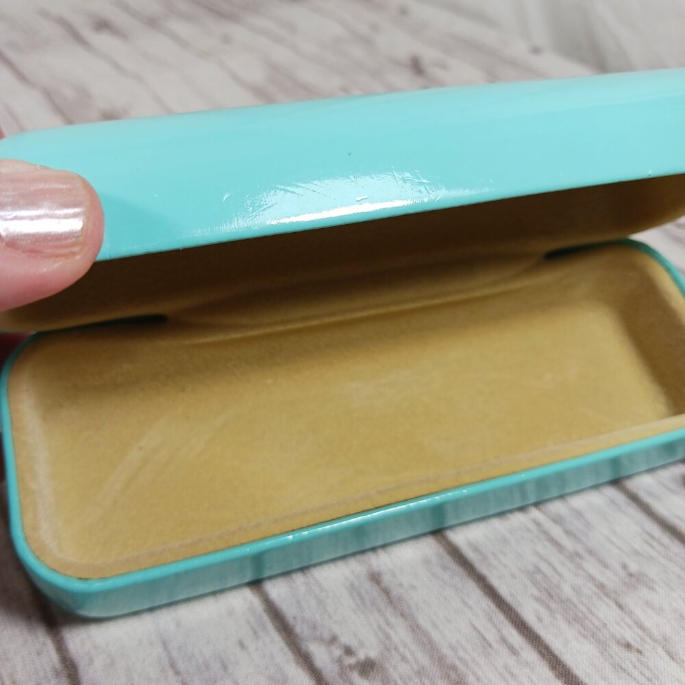 Tiffany & Co. Hard Shell Eyeglass Case Tiffany Blue Ext. Tan Suede Interior 6x2" - Picture 9 of 15
